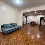 G Grape Room